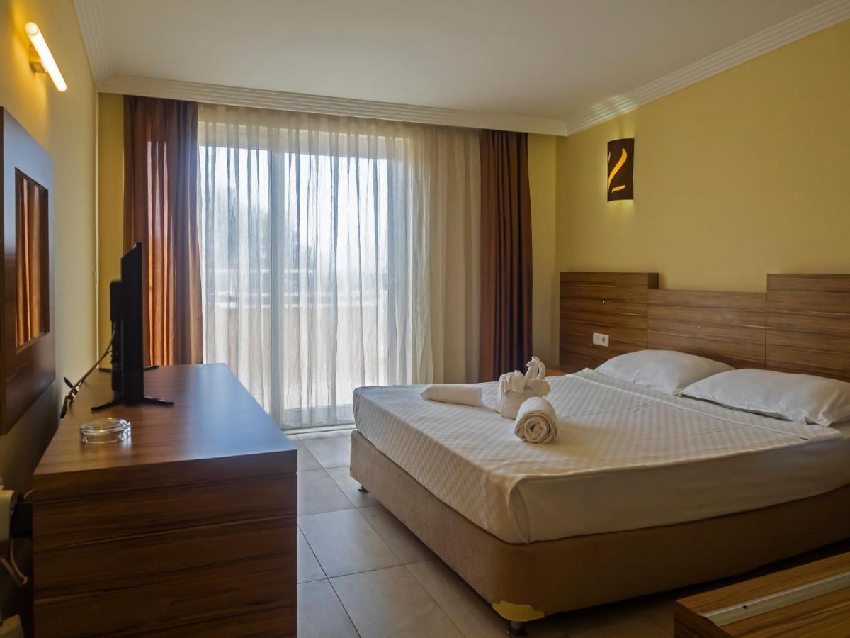 Otel Ares Endam 4*